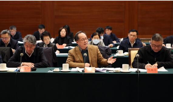 最高法举行法学专家学者座谈会3 最高法举行法学专家学者座谈会3